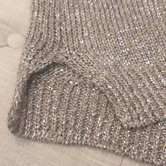 Vince Linen Blend Tan And Silver Metallic Crew Neck Sweater Relaxed Fit Small - Picture 5 of 9